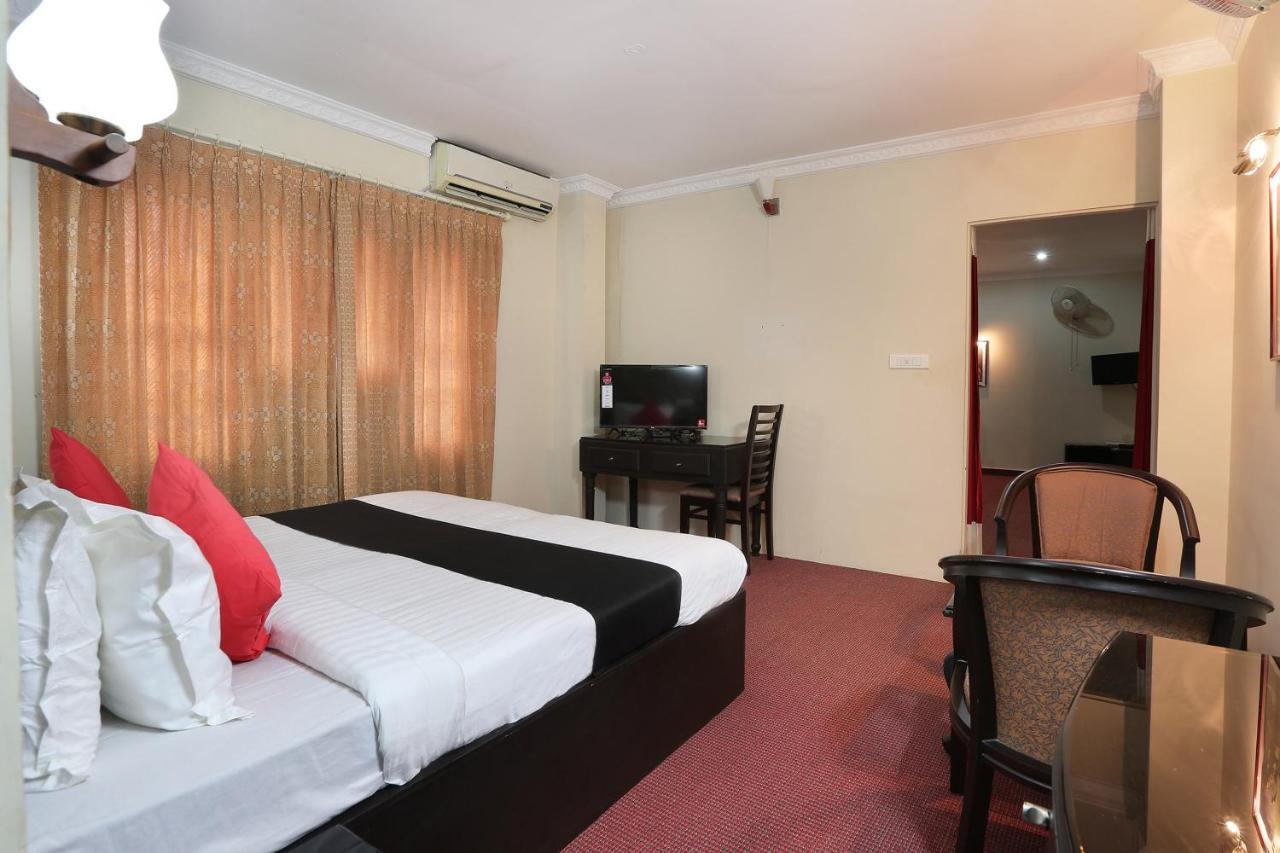 Hotel Capital O 46475 Gd International Redfort Nilambūr Exterior foto